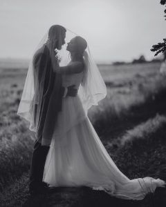 #musademiel #novias #tocados #elegantes #moda #Fashion #Novia #boda